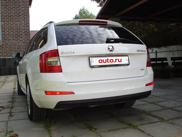2013 Skoda Octavia III (A7), белый, 1390000 рублей - вид 5