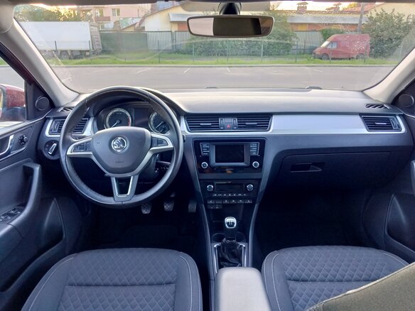 2017 Skoda Rapid I, красный, 1000000 рублей - вид 11