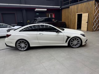 2013 Mercedes-Benz E-Класс 400 IV (W212, S212, C207) Рестайлинг, белый, 2450000 рублей, вид 4