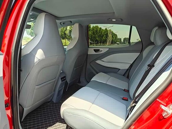 2025 MG 4 EV 42.8 kWh II, пурпурный - вид 7