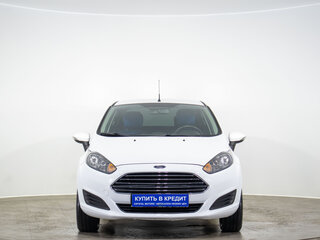 2015 Ford Fiesta Mk6 Рестайлинг, белый, 799000 рублей, вид 2