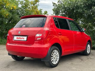 2011 Skoda Fabia II Рестайлинг, красный, 351000 рублей, вид 4