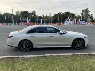 2021 Mercedes-Benz S-Класс 400 d 4MATIC VII (W223), белый, 10000000 рублей, вид 4