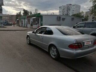 1999 Mercedes-Benz CLK-Класс 200 I (W208), серебристый, 1000080 рублей, вид 5