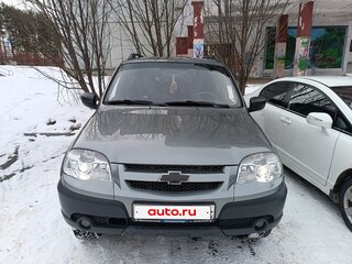 2014 Chevrolet Niva I Рестайлинг, серый, 650000 рублей, вид 1