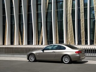 2008 BMW 3 серии 325i V (E90/E91/E92/E93), бежевый, 2250000 рублей, вид 1