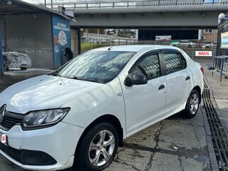 2014 Renault Logan II, белый, 500000 рублей, вид 1