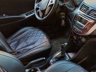 2015 Hyundai Solaris I Рестайлинг, белый, 800000 рублей, вид 4
