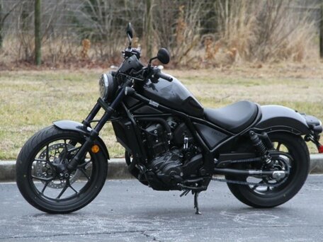2023 Honda CMX 1100 Rebel, чёрный, 1300000 рублей, вид 5