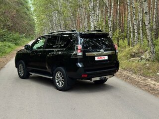2017 Toyota Land Cruiser Prado 150 Series Рестайлинг 1, чёрный, 4100000 рублей, вид 5