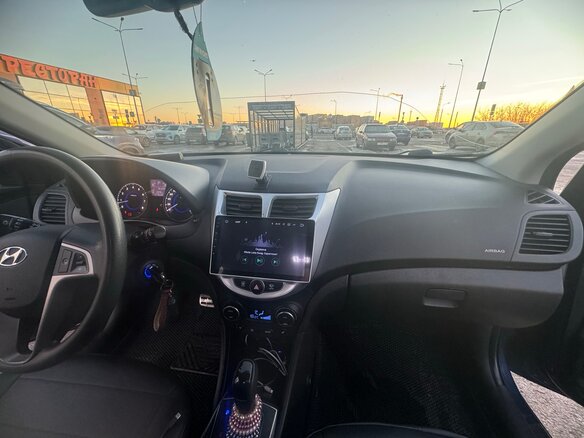2015 Hyundai Solaris I Рестайлинг, синий, 1050000 рублей - вид 11
