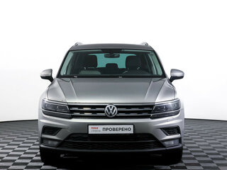 2017 Volkswagen Tiguan II, серебристый, 1790000 рублей, вид 2