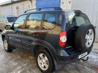 2010 Chevrolet Niva I Рестайлинг, чёрный, 450000 рублей, вид 2