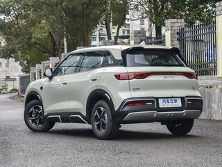 2026 BYD Yuan Up 45.12 kWh, серый, 2600000 рублей, вид 3