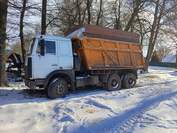 2005 МАЗ 5516, белый, 750000 рублей
