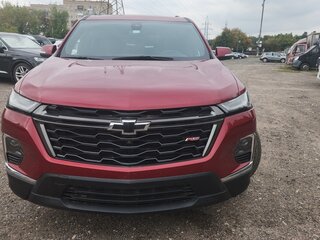 2022 Chevrolet Traverse II Рестайлинг, пурпурный, 3700000 рублей, вид 3