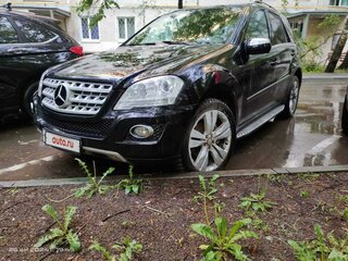 2008 Mercedes-Benz M-Класс 320 II (W164) Рестайлинг, чёрный, 1650000 рублей, вид 2