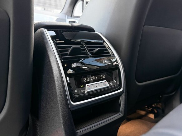 2026 BMW X5 M Competition III (F95) Рестайлинг, чёрный, 22990000 рублей - вид 23