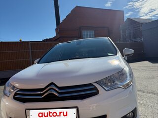 2012 Citroen C4 II, белый, 700000 рублей, вид 2
