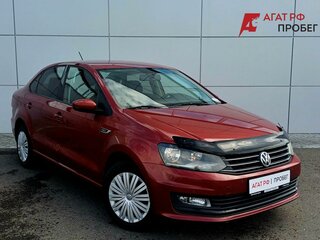 2016 Volkswagen Polo V Рестайлинг, красный, 900000 рублей, вид 3
