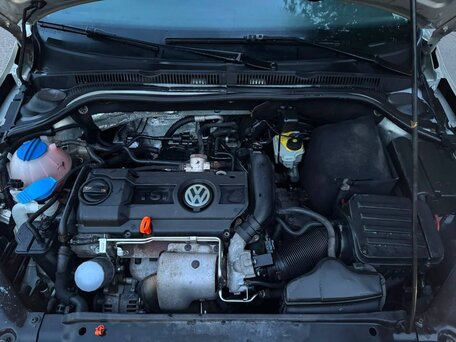 2011 Volkswagen Jetta VI, серебристый, 670000 рублей, вид 5