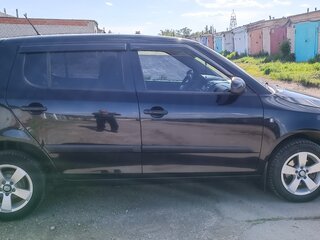 2011 Skoda Fabia II Рестайлинг, чёрный, 600000 рублей, вид 2
