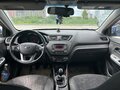 2013 Kia Rio 5-speed III, синий, 825000 рублей - вид 4