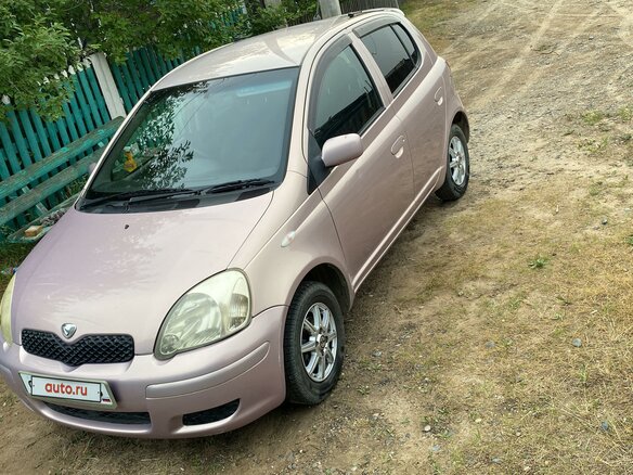 2003 Toyota Vitz I (P10), розовый, 490000 рублей