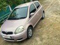 2003 Toyota Vitz I (P10), розовый, 490000 рублей