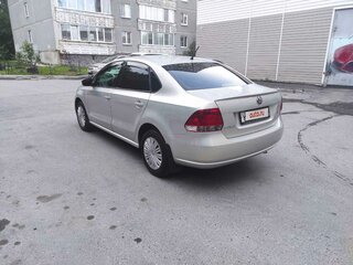 2012 Volkswagen Polo V, серебристый, 950000 рублей, вид 3
