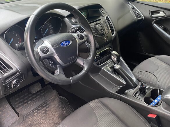 2014 Ford Focus III, коричневый, 1100000 рублей - вид 4