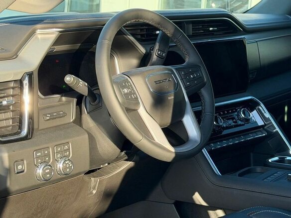 2026 GMC Sierra, чёрный - вид 9