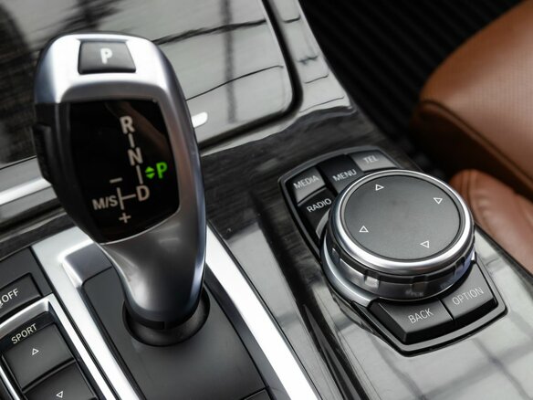 2016 BMW 5 серии 530d xDrive VI (F10/F11/F07) Рестайлинг, чёрный - вид 20