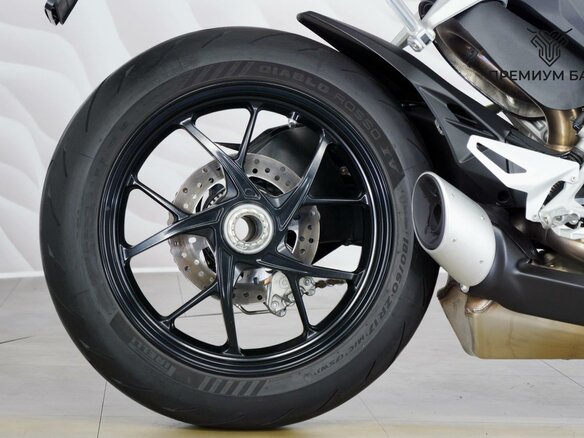 2023 Ducati Streetfighter V2, красный, 1699000 рублей - вид 8