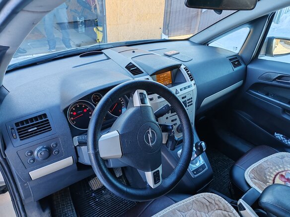 2008 Opel Zafira B Рестайлинг, бежевый, 555000 рублей - вид 10