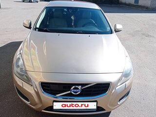 2012 Volvo S60 II, жёлтый, 800000 рублей, вид 3