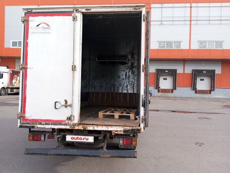 2019 Isuzu Elf (N-series), белый, 3000000 рублей, вид 4