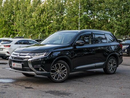 2017 Mitsubishi Outlander III Рестайлинг 2, чёрный, 1460000 рублей, вид 1