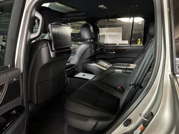 2026 Lexus LX 600 IV, серебристый, 19264800 рублей - вид 13