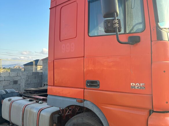 2003 DAF 95XF, оранжевый, 1300000 рублей - вид 16