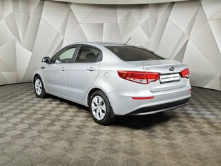 2016 Kia Rio III Рестайлинг, серебристый, 939000 рублей, вид 4