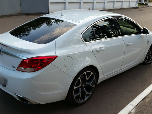 2011 Opel Insignia OPC I, белый - вид 3