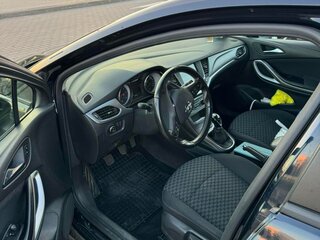 2018 Opel Astra K, чёрный, 1250000 рублей, вид 4