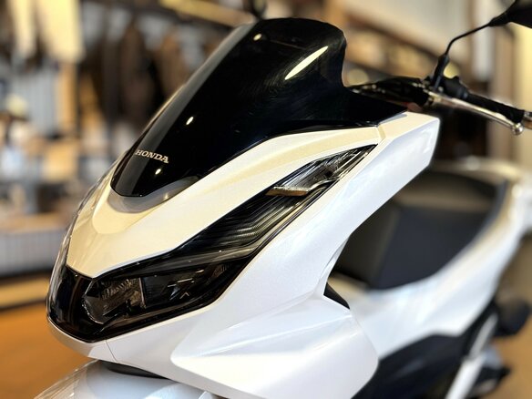 2021 Honda PCX 125, белый, 370000 рублей - вид 6