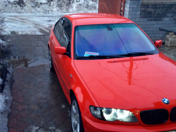 2001 BMW 3 серии 330xi IV (E46) Рестайлинг, красный - вид 3