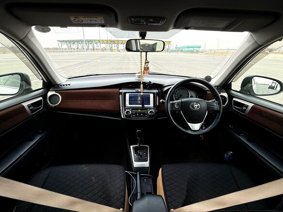 2013 Toyota Corolla Axio XI (E160, E170, E180), белый, 990000 рублей - вид 11