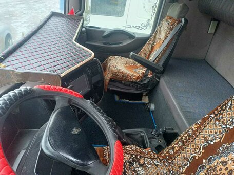 2000 Renault Magnum, белый, 1200000 рублей, вид 2