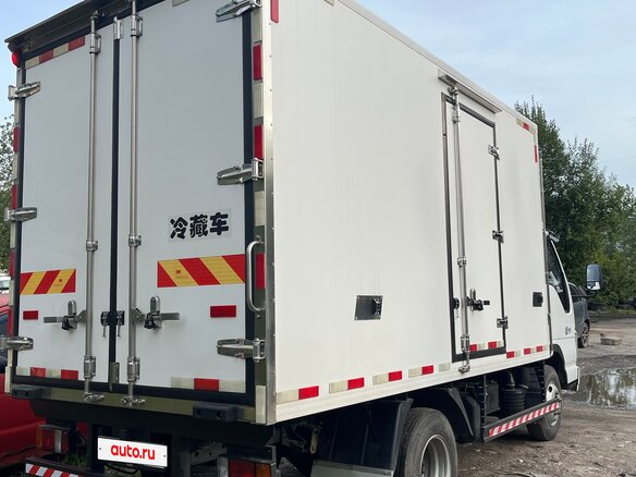 2025 Isuzu Elf (N-series), белый, 5200000 рублей - вид 27