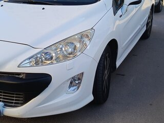 2010 Peugeot 308 I, белый, 425000 рублей, вид 1