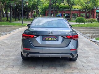 2022 Nissan Sylphy IV (B18), серый, 1322000 рублей, вид 5